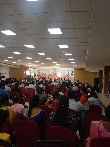 Pandiri Function Hall (Anand Regency)